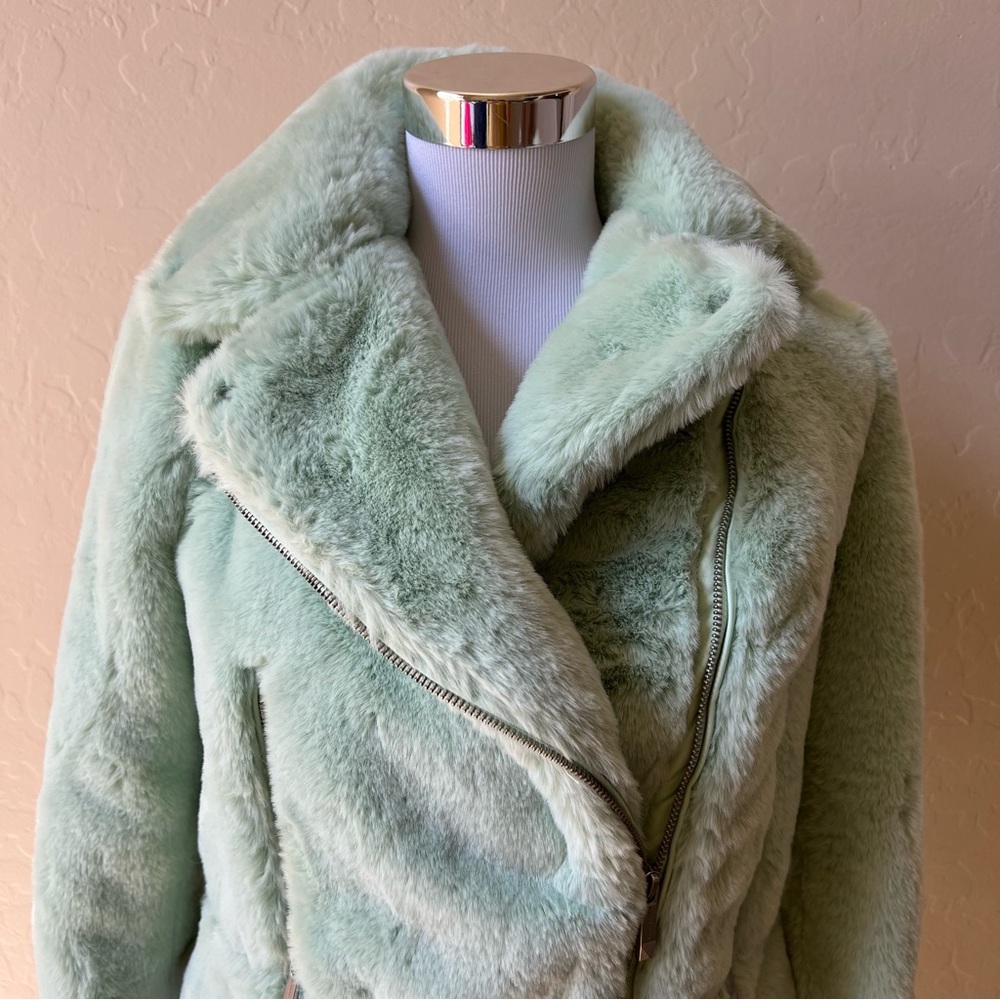 BCBGMAXAZRIA $338 “Violet” Faux Fur Moto Jacket In Pistachio Size XS - Picture 6 of 17